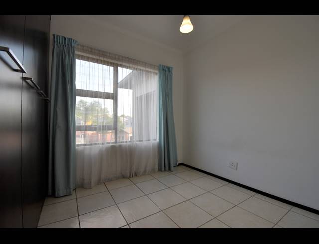 2 BEDROOM APARTMENT FOR SALE IN NORTH RIDING